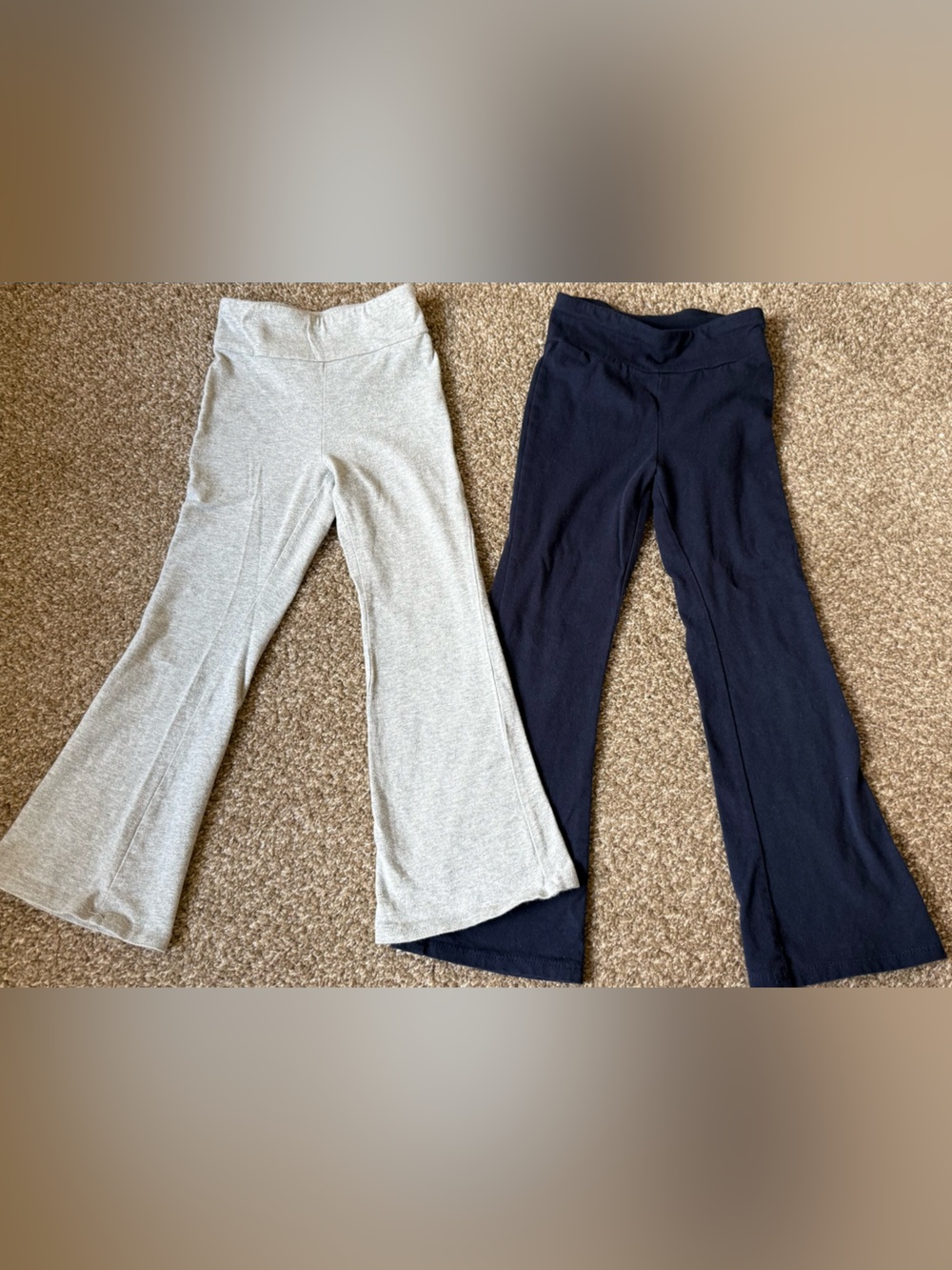 GAP set of 4 Flare Leggings - Picture 2 of 9